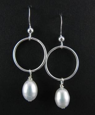 Stylish White Pearls Earrings-Stylish White Pearls Earrings