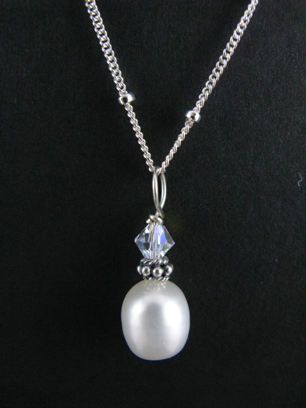 Classic Pearl White-white pearl necklaces