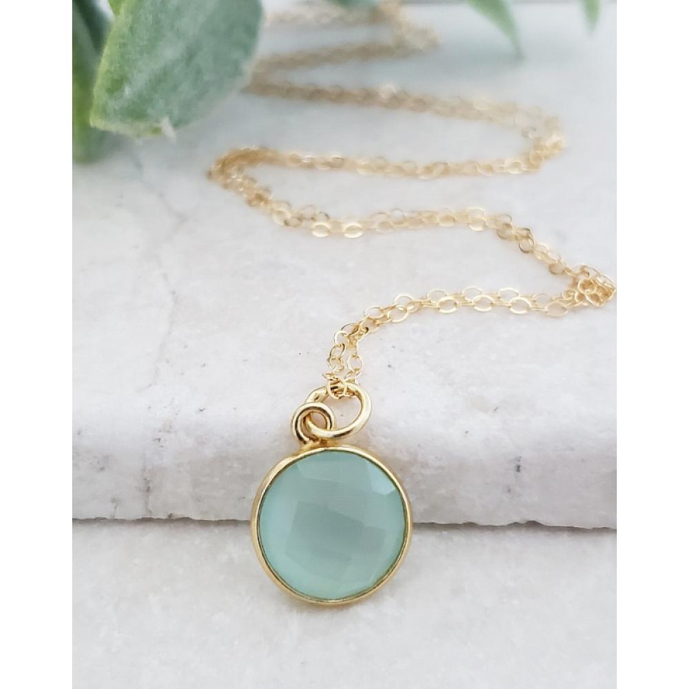 Gold hot sale chalcedony necklace