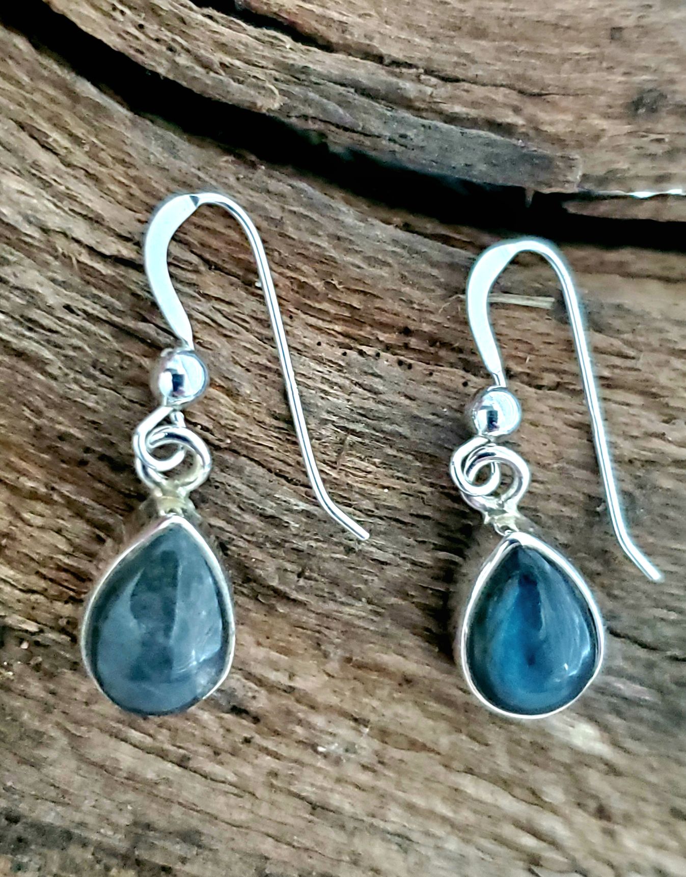 Sterling Silver Bezeled Teardrop Earring - Labradorite