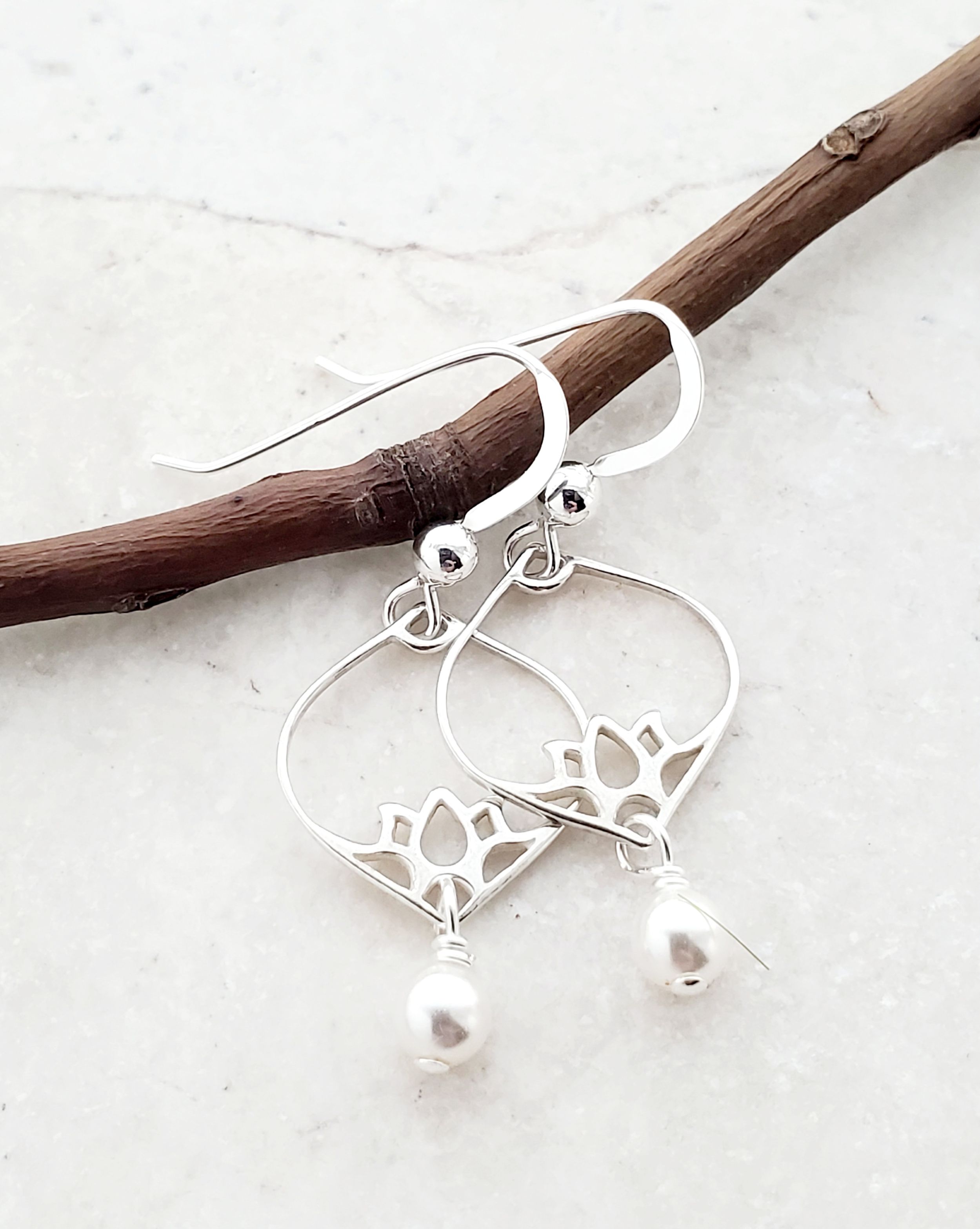 Lotus Lamp Earrings - White Pearl