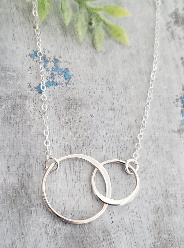 Silver Two Intertwined Circle Necklace