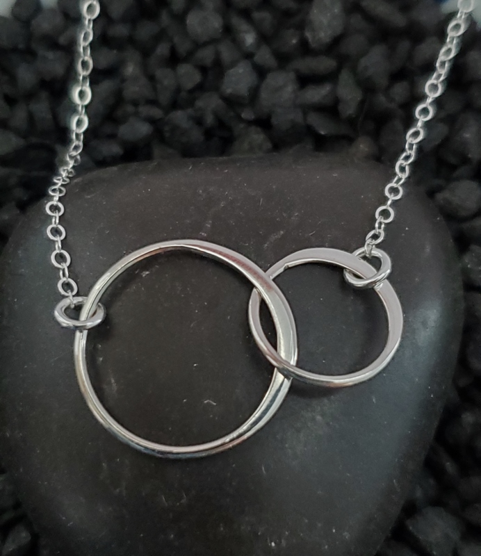 Silver Two Intertwined Circle Necklace