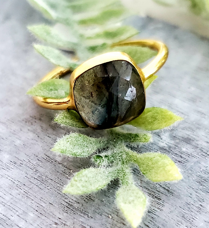 Labradorite Cushion Ring