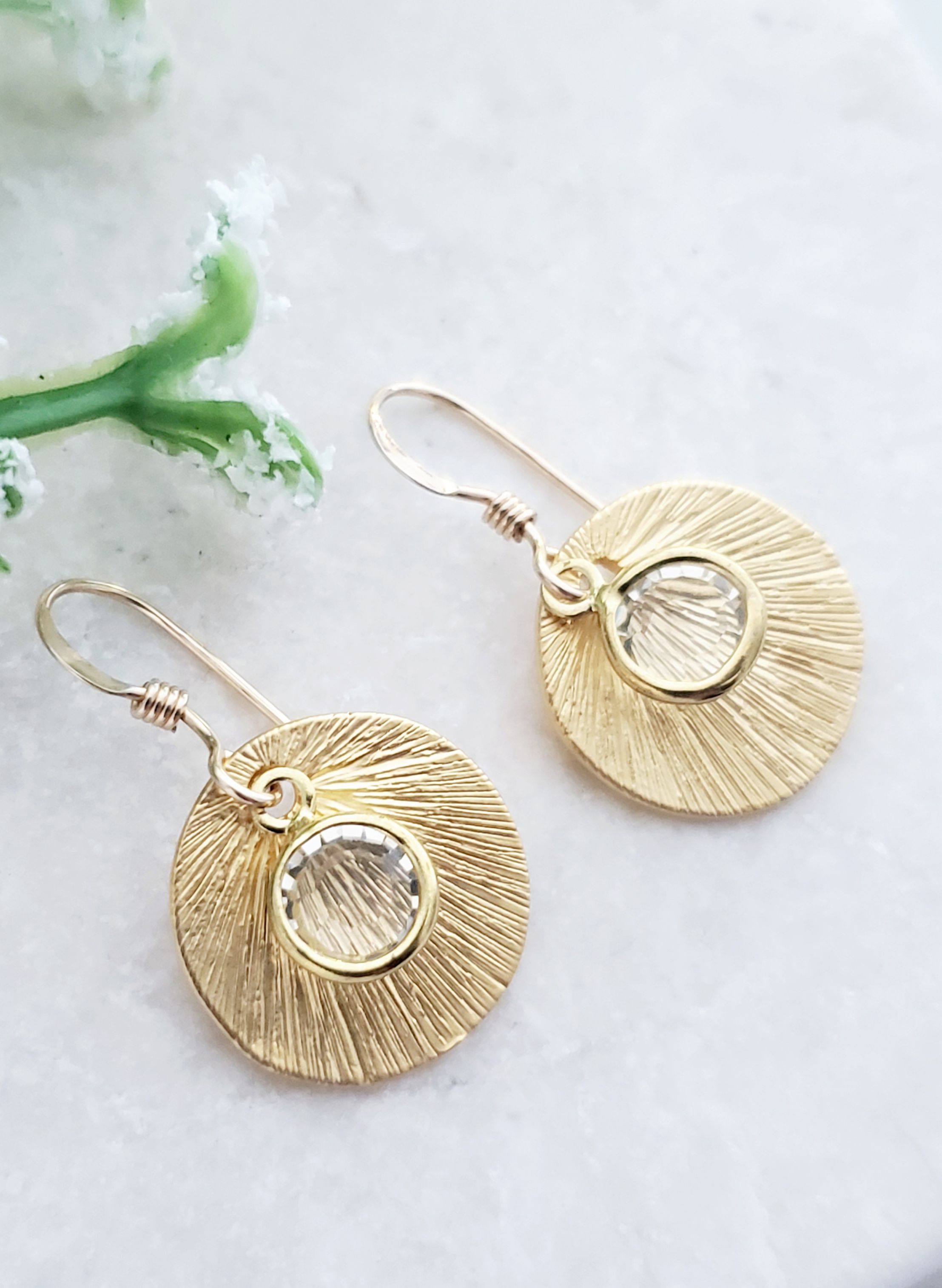 Matte Gold Brushed Crystal Reflections Earring - Clear