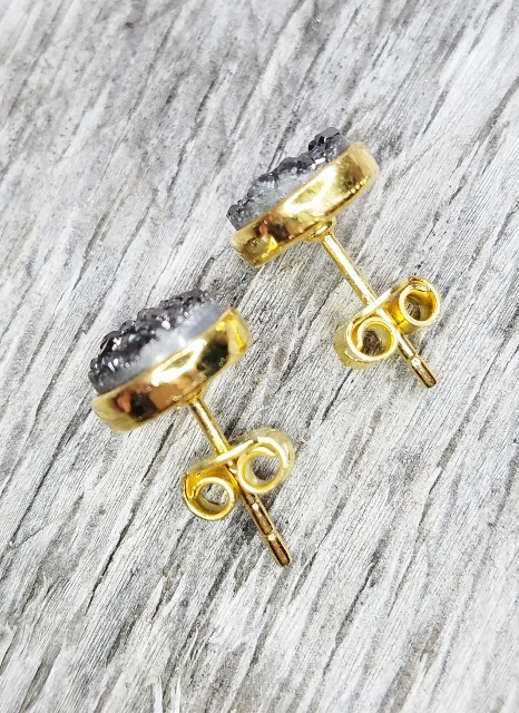 Gold Druzy Quartz Studs Earrings 9 mm - Black/Dark Grey