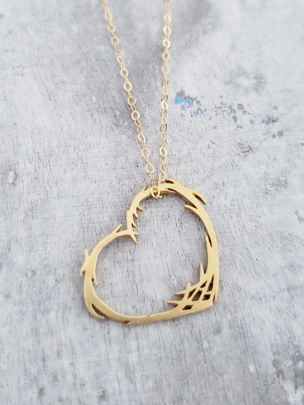 Gold Matte Floating Heart Necklace