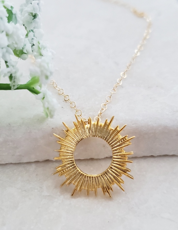 Handmade Design Gold Plated Brass Necklace with Emerald Stone - Pitane  Tasarım