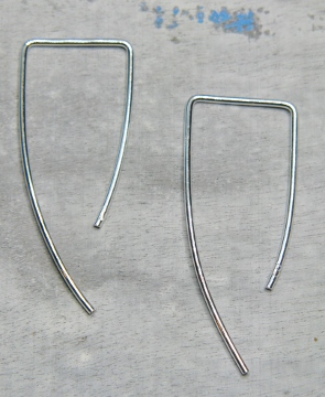 Angular Geometric Hoops