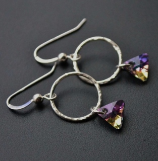 Hammered Hoop with Triangle Crystal Earrings - Vitrail Purple