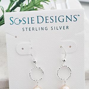 Diamond Cut w/ Crystal Pearls Earrings - Peach